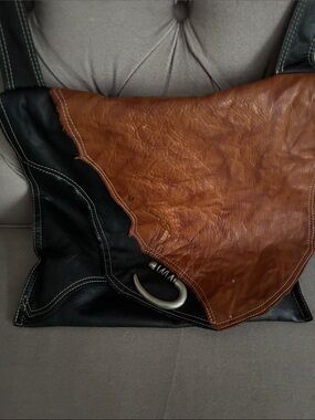 Men's Two-Tone Leather Sling Bag in Black and Brown